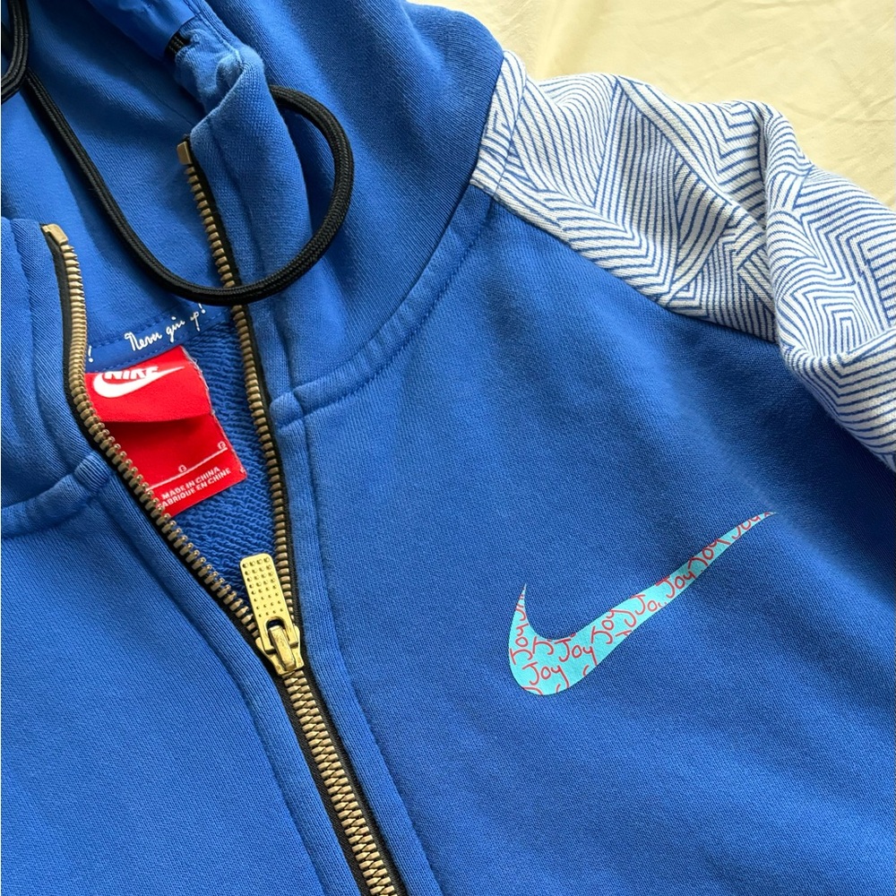 NIKE Doernbecher Hoodie
